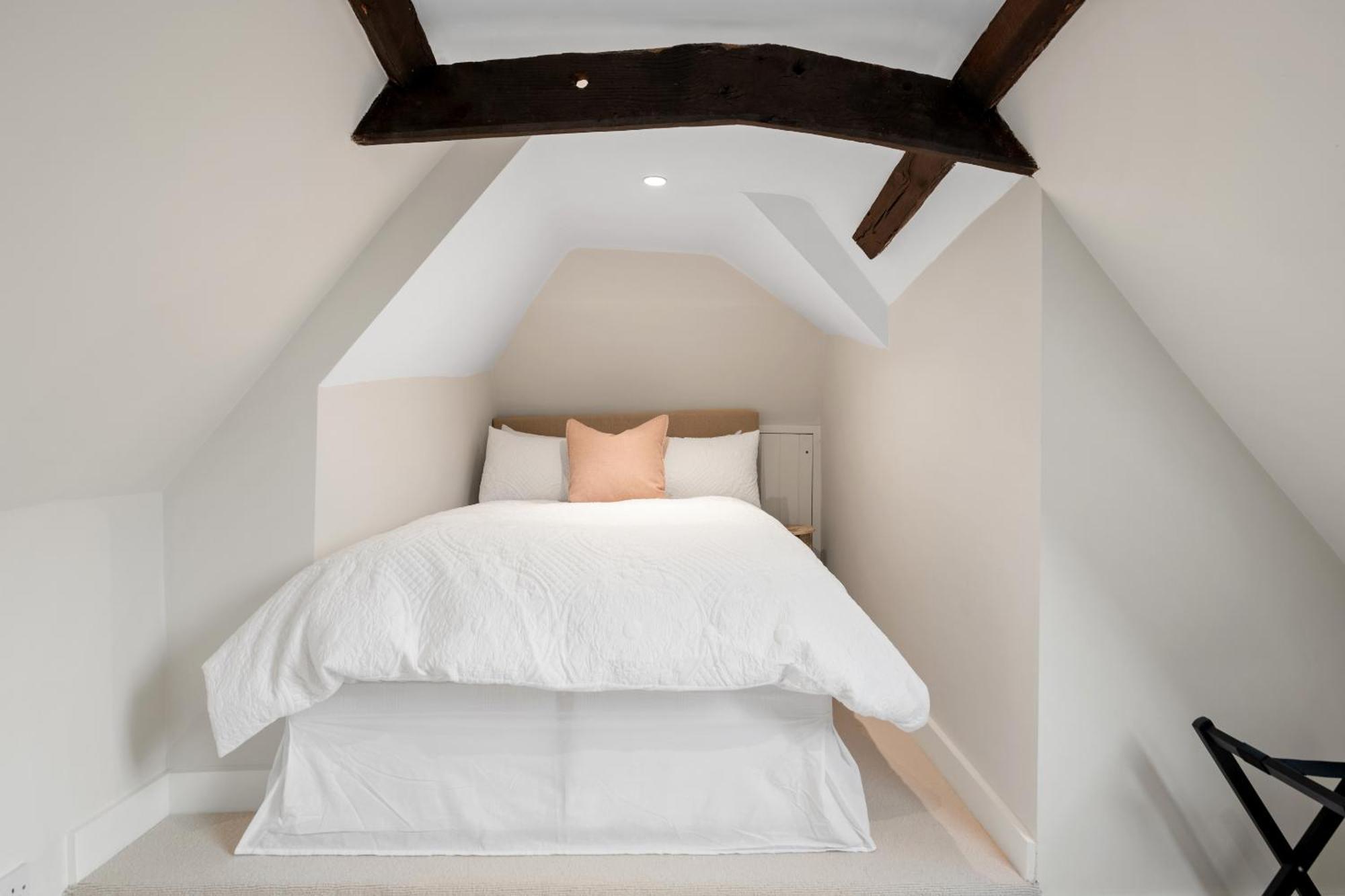 Beautiful Period In Historic Town Apartamento